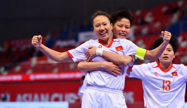 Amorim thừa nhận xấu hổ, hoài nghi về tương lai chính mình - Ảnh 2.