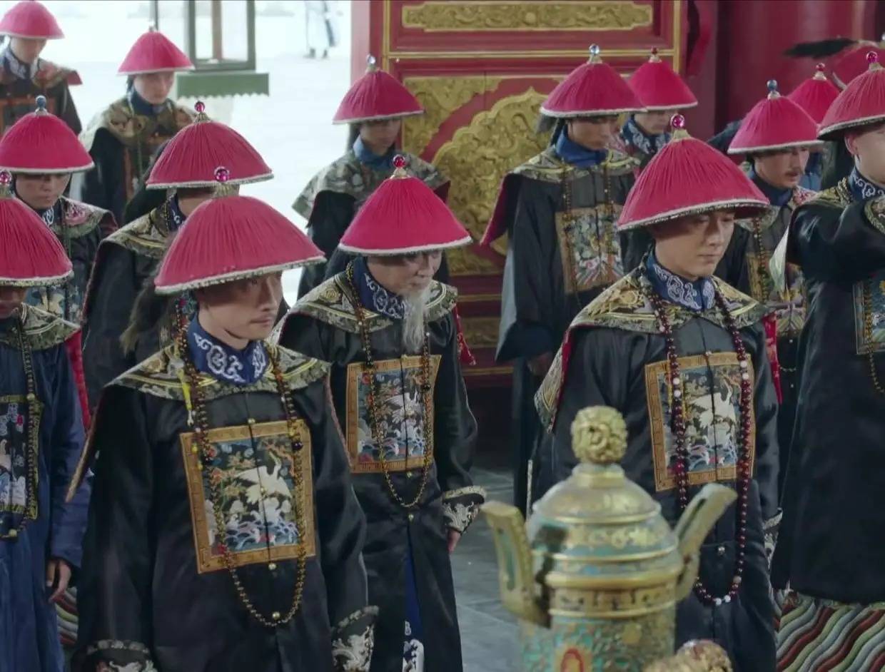 Các quan lại của triều đình nhà Thanh có công việc như thế nào? Đi làm thì không mệt, nhưng tan làm mới là cực hình- Ảnh 2.