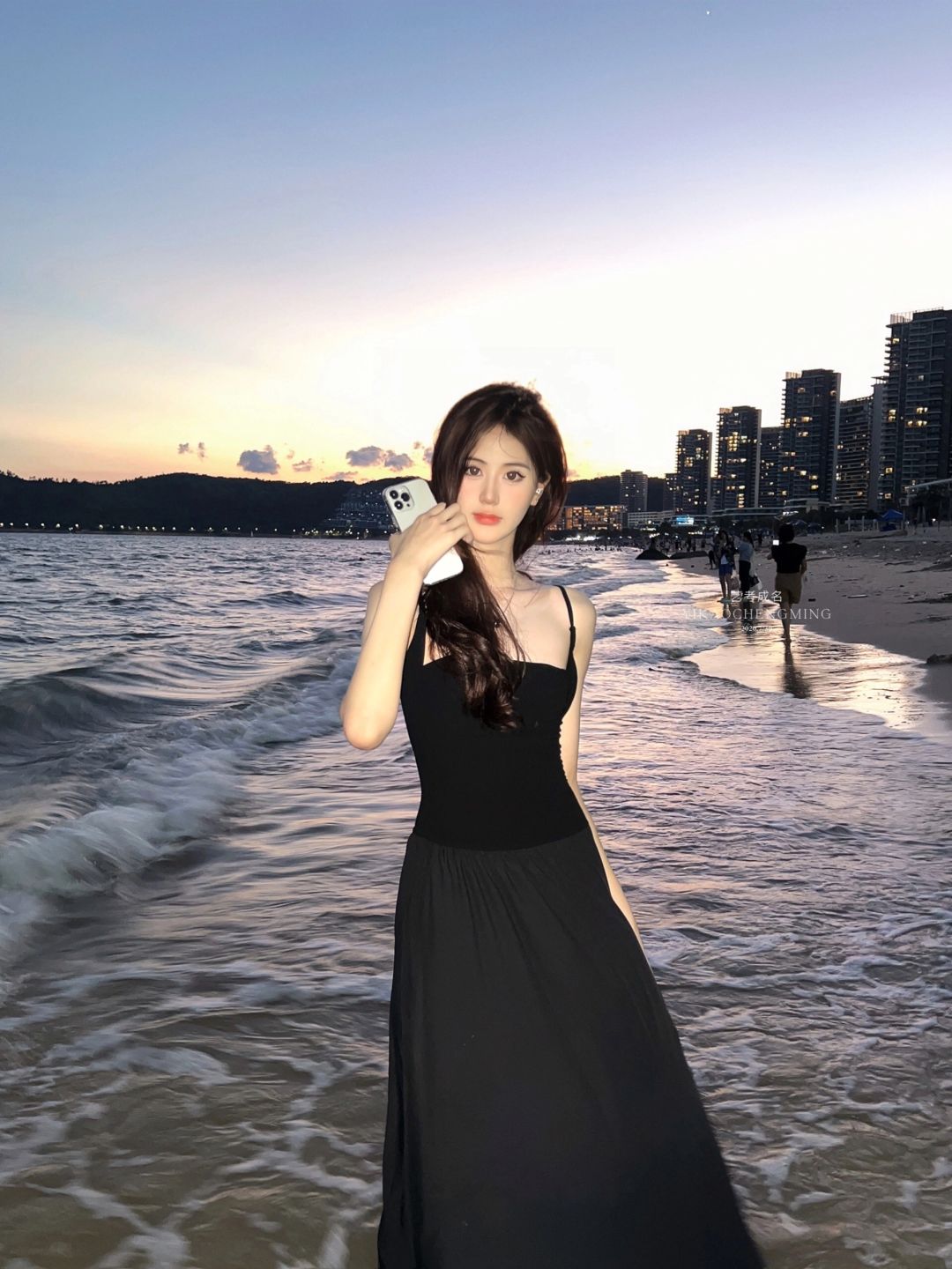 Nữ sinh cầm bảng tại hội thao tạo khoảnh khắc "kinh diễm" c&oacute; 1-0-2: Thanh xu&acirc;n sao c&oacute; thể thiếu một nữ thần như thế?- Ảnh 8.