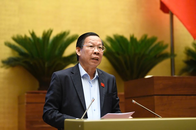 Ngành điện thua lỗ vẫn độc quyền: Tại sao doanh nghiệp nhà nước Tiếp tục chiếm ưu thế? - Ảnh 2.