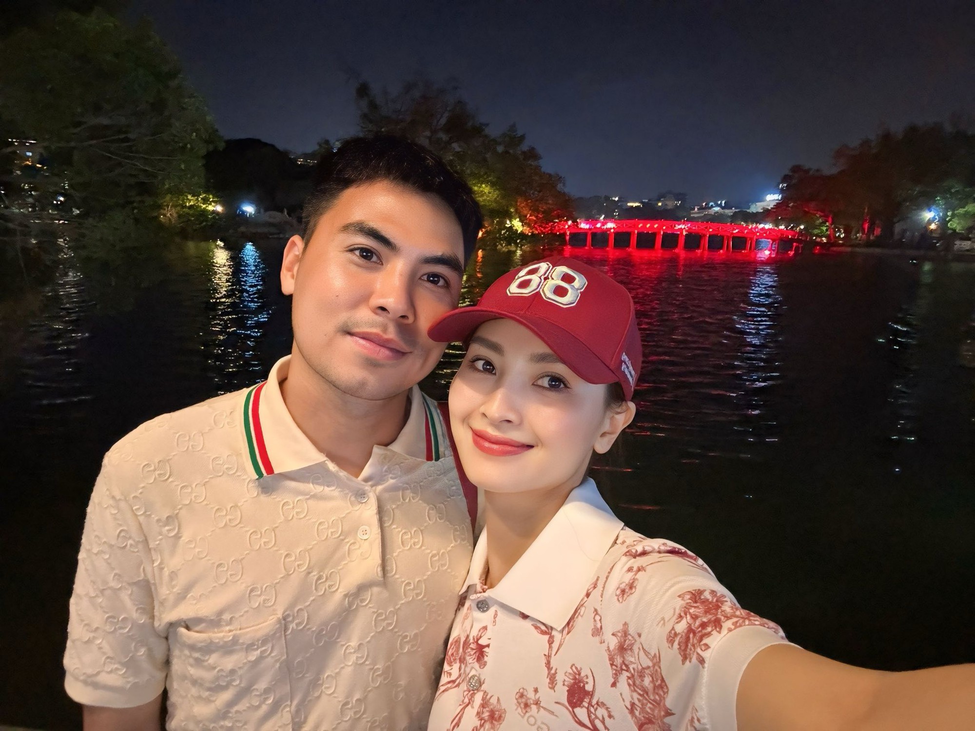 MC Huyền Trang Mù Tạt nhắn tin với “trai lạ” lúc nửa đêm, phản ứng của bạn trai cầu thủ gây chú ý- Ảnh 3.