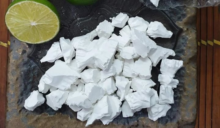 Cách phân biệt bột sắn dây thật và giả dễ dàng và hiệu quả nhất - Ảnh 1.