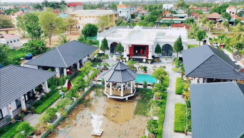 4 anh em ruột xây 4 căn villa giống hệt nhau trong khuôn viên rộng 6.000m2 ở Thanh Hóa: Resort nào đọ nổi đây?- Ảnh 2.