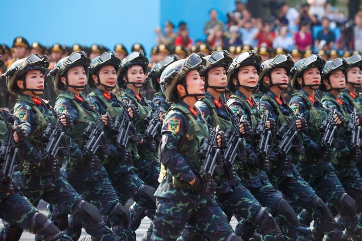 Quy định mới về chế độ trợ cấp sĩ quan phục viên tại Bộ quốc phòng - Ảnh 1. Quy định mới về chế độ trợ cấp sĩ quan phục viên tại Bộ quốc phòng - Ảnh 1.