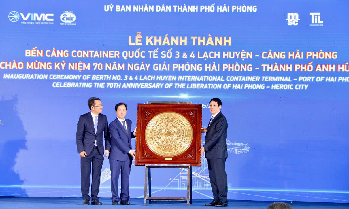 Chủ tịch nước dự lễ khánh thành cảng container quốc tế số 3 và 4 Lạch Huyện- Ảnh 3.