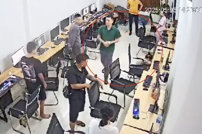 Giám đốc Công an Hà Nội chỉ đạo xác minh vụ cán bộ công an bị tố đánh cô gái- Ảnh 1.