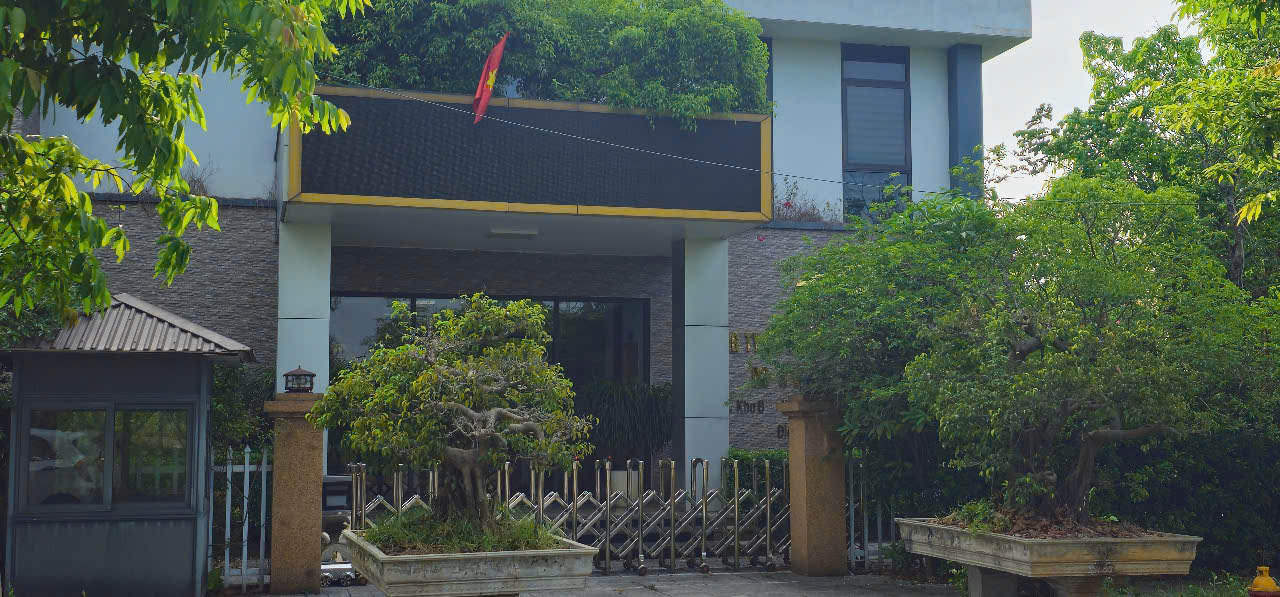 Cận cảnh khu đô thị hơn 1.400 tỉ đồng quá hạn tiến độ 6 năm vẫn chưa hoàn thành - Ảnh 22.