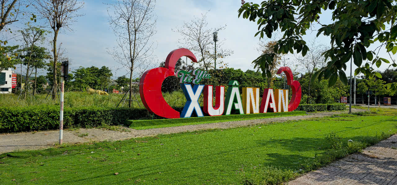 Cận cảnh khu đô thị hơn 1.400 tỉ đồng quá hạn tiến độ 6 năm vẫn chưa hoàn thành - Ảnh 2.