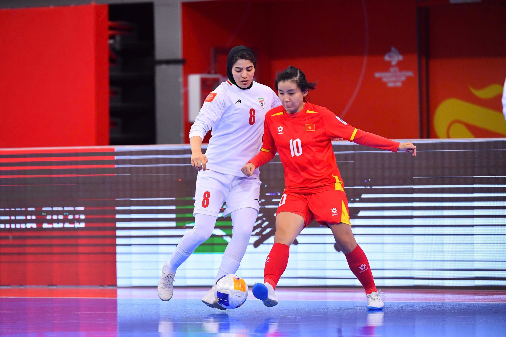 Cựu HLV Iran gọi trận hòa với futsal Việt Nam là đáng xấu hổ!- Ảnh 2. Cựu HLV Iran gọi trận hòa với futsal Việt Nam là đáng xấu hổ!- Ảnh 2.