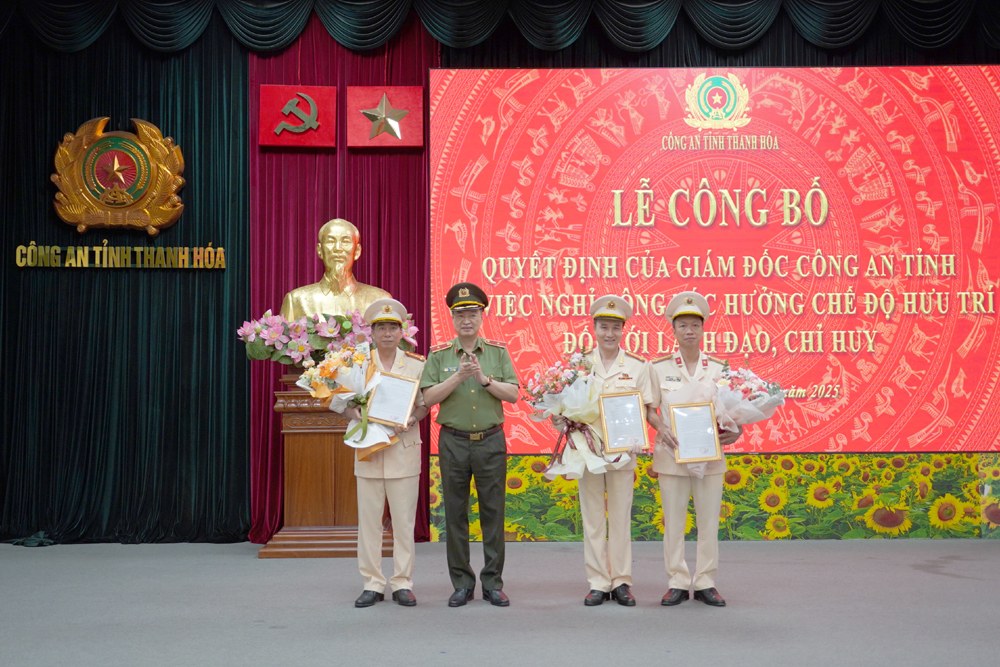 18 lãnh đạo, chỉ huy trong Công an Thanh Hóa nghỉ hưu trước tuổi- Ảnh 1.