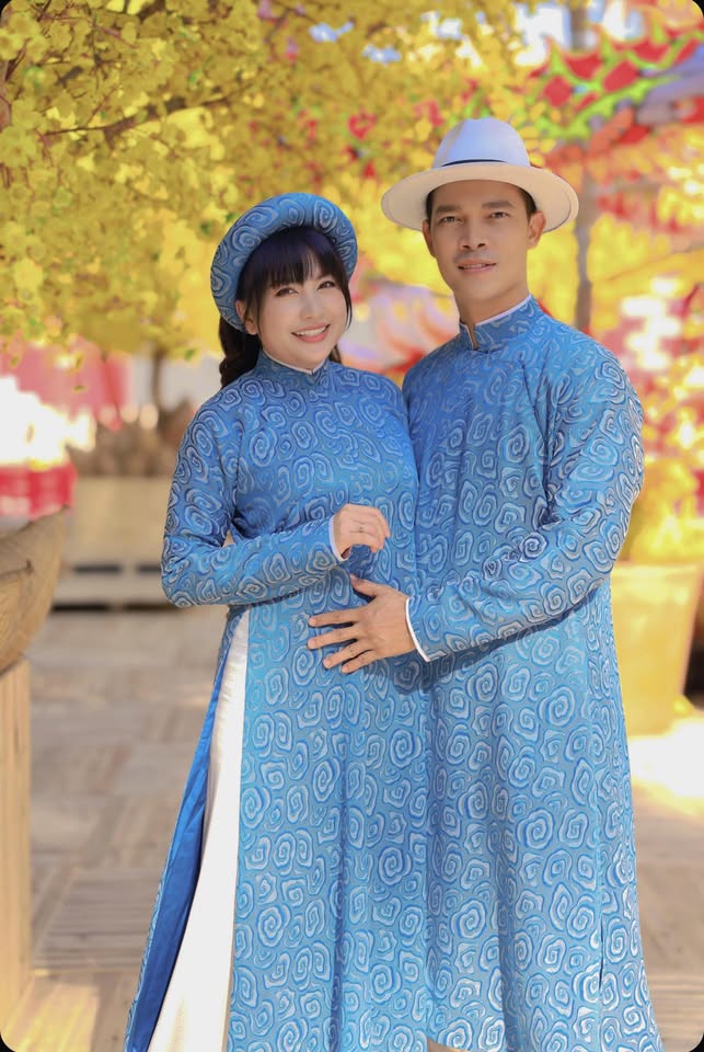 Nam diễn viên nổi tiếng, đi ngủ cũng nắm tay vợ: Cứ nghĩ tới cảnh mình đón con mà vợ nằm đó, tôi sợ! - Ảnh 5. Nam diễn viên nổi tiếng, đi ngủ cũng nắm tay vợ: Cứ nghĩ tới cảnh mình đón con mà vợ nằm đó, tôi sợ! - Ảnh 5.