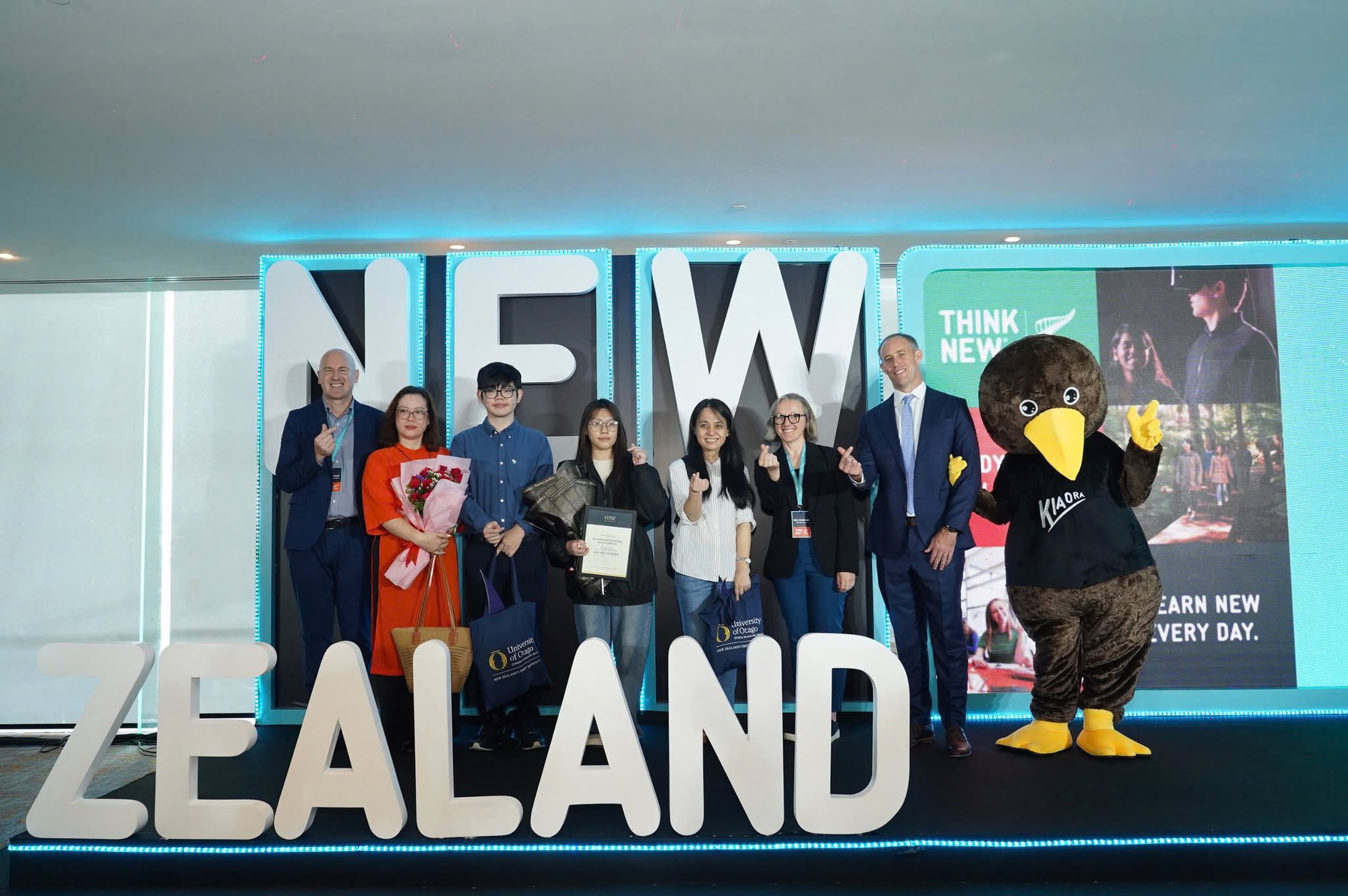 Trường đại học l&acirc;u đời nhất New Zealand vừa c&ocirc;ng bố chương tr&igrave;nh học bổng- Ảnh 1.