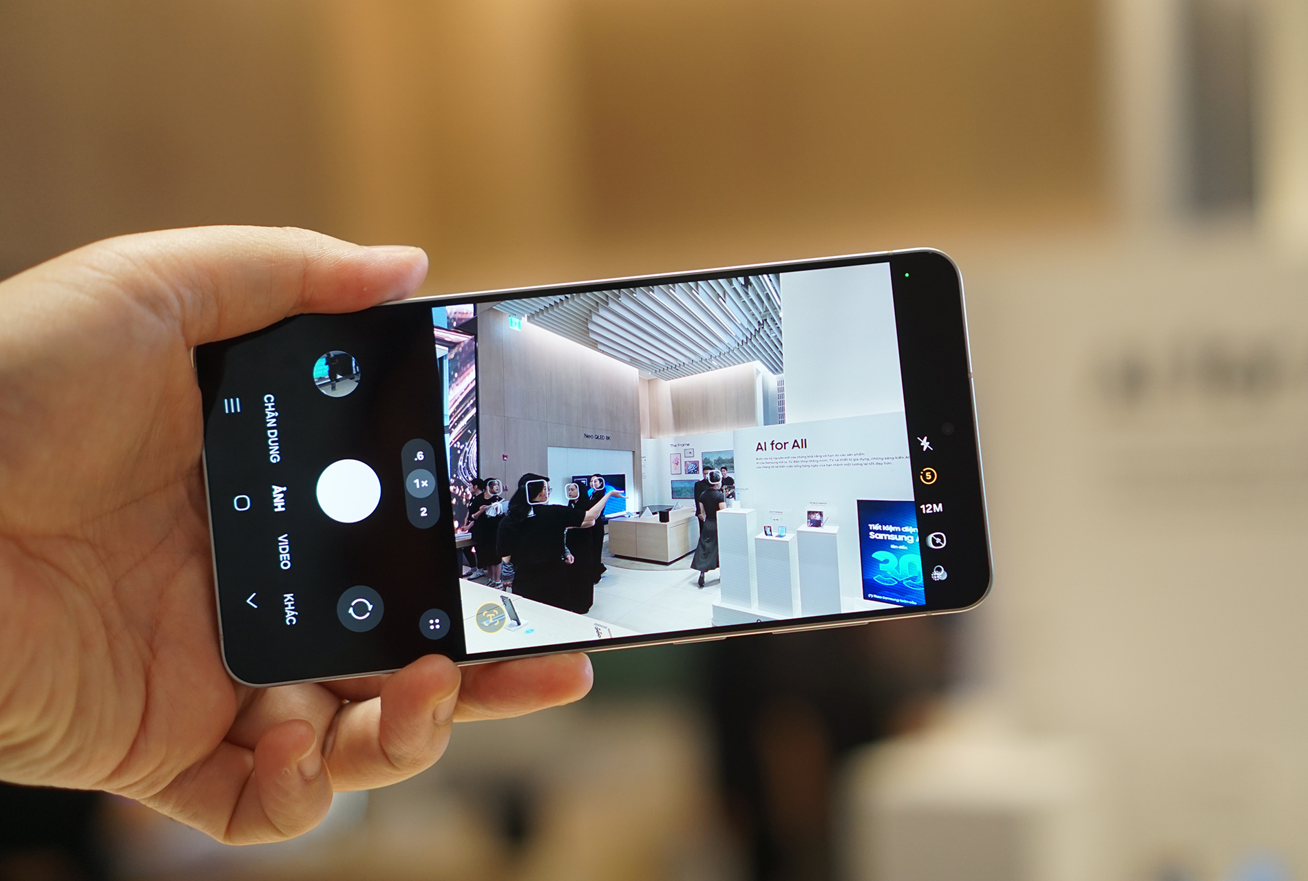 Galaxy S25 Edge: Smartphone mỏng 5 , 8 mm , giá 30 triệu đồng từ Samsung - Ảnh 12. Galaxy S25 Edge: Smartphone mỏng 5 , 8 mm , giá 30 triệu đồng từ Samsung - Ảnh 12.