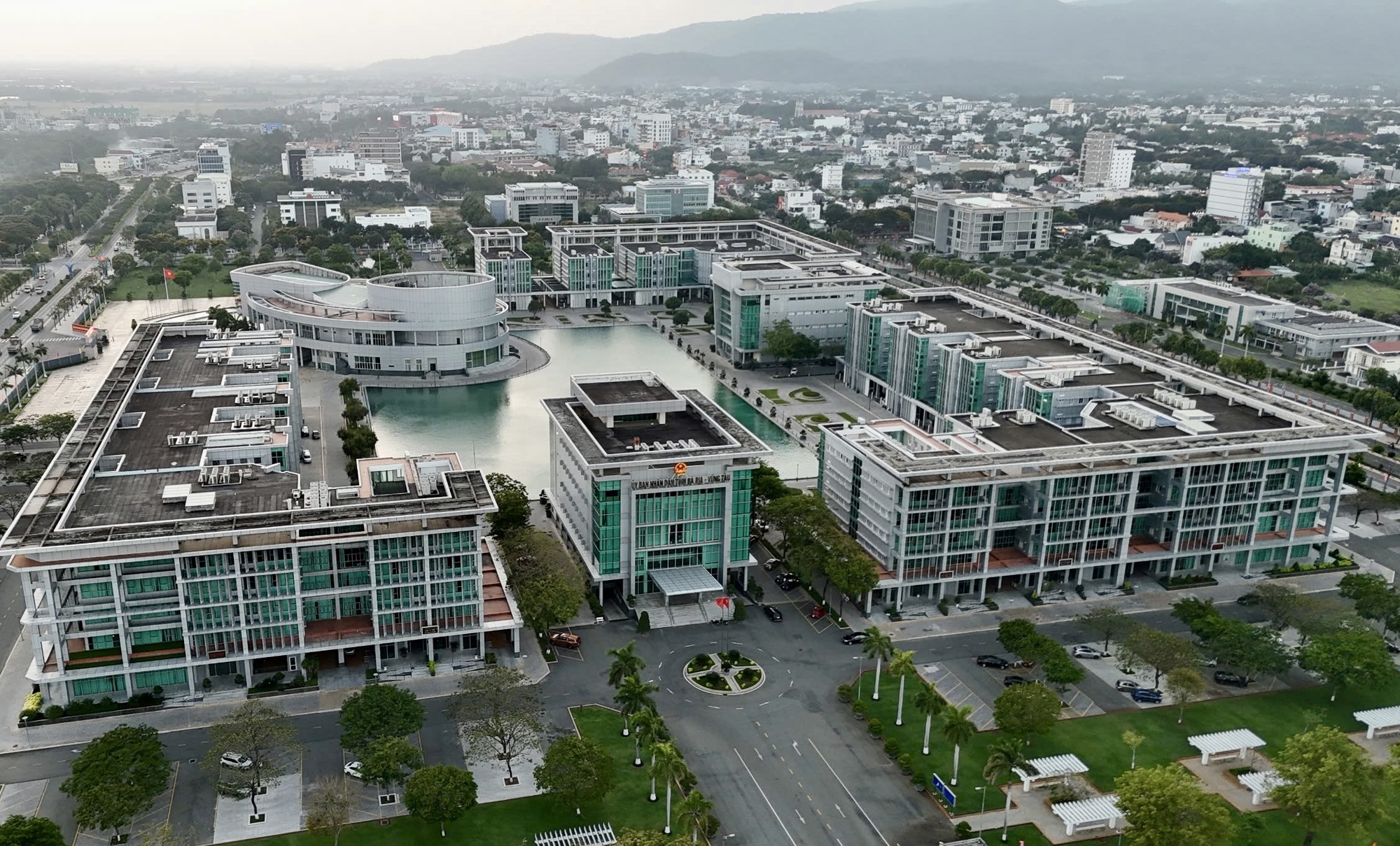Bà Rịa - Vũng Tàu duyệt 437 trường hợp nghỉ hưu trước tuổi và thôi việc - Ảnh 1. Bà Rịa - Vũng Tàu duyệt 437 trường hợp nghỉ hưu trước tuổi và thôi việc - Ảnh 1.