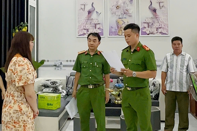 Bắt khẩn cấp, khám xét chỗ ở của đôi tình nhân Mã Quốc Tuấn và Phạm Thu Hồng - Ảnh 2.