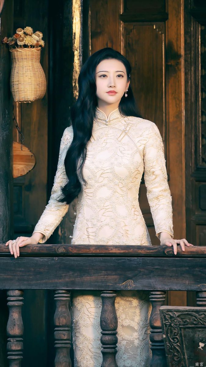 10 mỹ nhân mặc sườn xám đẹp nhất Trung Quốc: Lưu Diệc Phi xếp thứ 7, hạng 1 không có đối thủ suốt 25 năm- Ảnh 10.