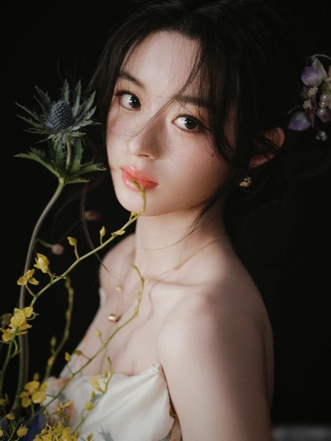Hot nhất Weibo: Đôi khuyên tai 8 tỷ vạch trần bí mật động trời của nữ chính Sở Kiều Truyện 2- Ảnh 7. Hot nhất Weibo: Đôi khuyên tai 8 tỷ vạch trần bí mật động trời của nữ chính Sở Kiều Truyện 2- Ảnh 7.