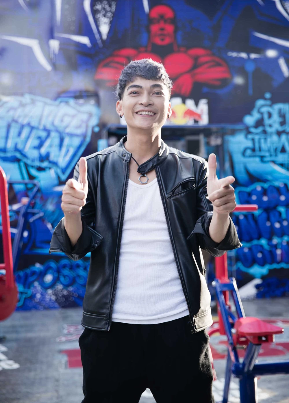 Đời sống bí ẩn của nam nghệ sĩ là đại gia ngầm, con 4 tuổi mới công khai vợ, đám cưới chỉ mời 20 người - Ảnh 1. Đời sống bí ẩn của nam nghệ sĩ là đại gia ngầm, con 4 tuổi mới công khai vợ, đám cưới chỉ mời 20 người - Ảnh 1.