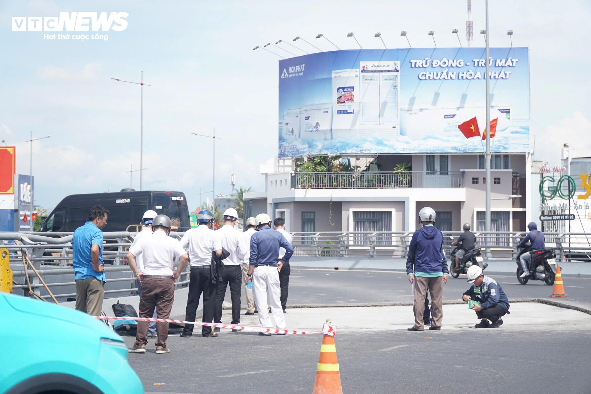 Kiểm tra vết sụt lún dự án nghìn tỷ của Tập đoàn Phúc Sơn tại Nha Trang - Ảnh 8. Kiểm tra vết sụt lún dự án nghìn tỷ của Tập đoàn Phúc Sơn tại Nha Trang - Ảnh 8.