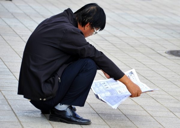 Khách Tây thích thú với hành động đơn giản người Việt nào cũng làm mỗi ngày: Học theo nhưng sao lạ lắm - Ảnh 4.