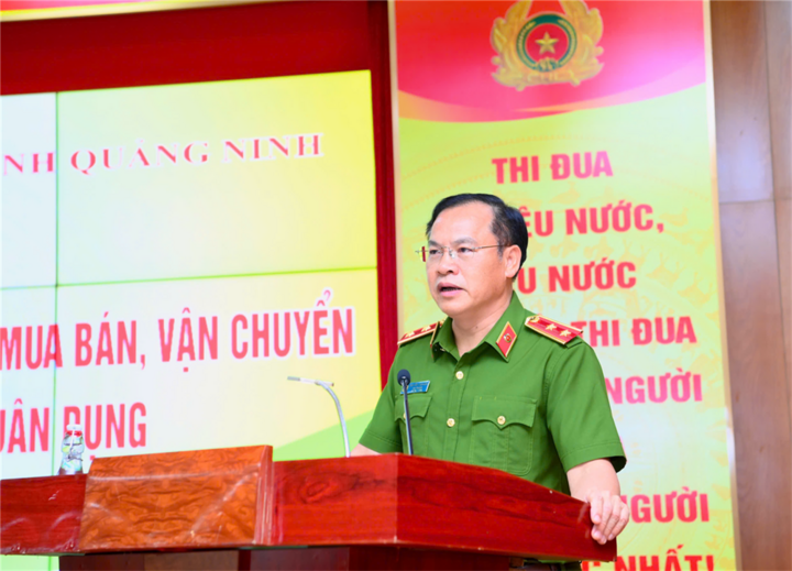 C&ocirc;ng an triệt ph&aacute; đường d&acirc;y ma t&uacute;y B&ugrave;i Đ&igrave;nh Kh&aacute;nh: 38 B&aacute;nh heroin v&agrave; nhiều vũ kh&iacute; - Ảnh 1.