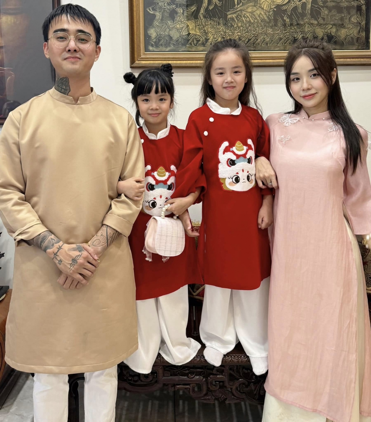 Cuộc sống viên mãn của nam ca sĩ Việt nổi tiếng với người phụ nữ qua 1 đời chồng, có 2 con riêng- Ảnh 2. Cuộc sống viên mãn của nam ca sĩ Việt nổi tiếng với người phụ nữ qua 1 đời chồng, có 2 con riêng- Ảnh 2.