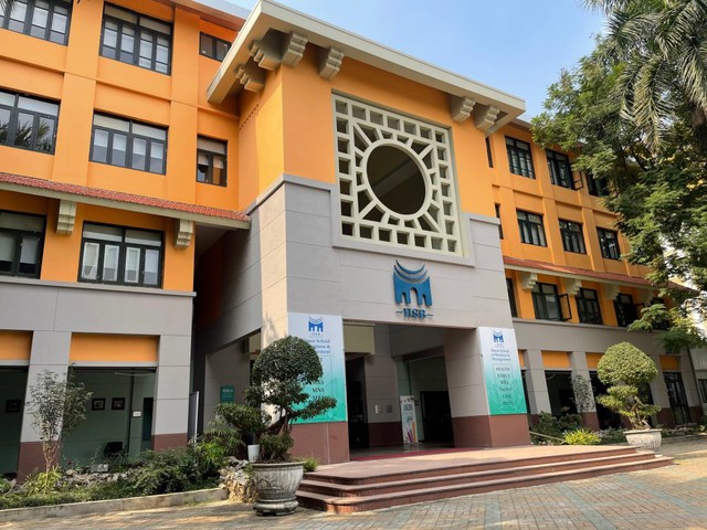 Fanpage Thông tin Chính phủ vừa xác nhận: Lần đầu tiên trong lịch sử, một trường đại học tại Việt Nam làm điều này - Ảnh 2. Fanpage Thông tin Chính phủ vừa xác nhận: Lần đầu tiên trong lịch sử, một trường đại học tại Việt Nam làm điều này - Ảnh 2.