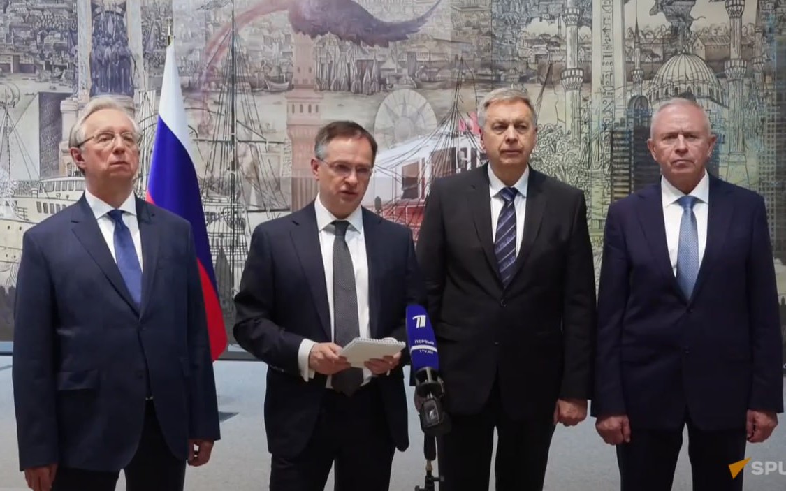 Nga đột kích bắt tàu, nước NATO báo động: Đòn đáp trả nhắm thẳng thế lực buộc hàng loạt người Nga tháo chạy - Ảnh 2.