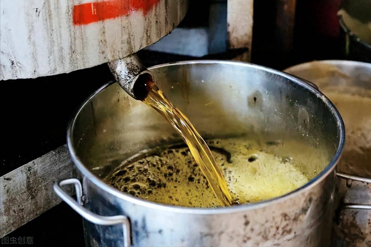 3 loại dầu quen thuộc là "thủ phạm" gây bệnh gan, thậm chí ung thư: Đừng tiết kiệm mà hại cả nhà!- Ảnh 3.