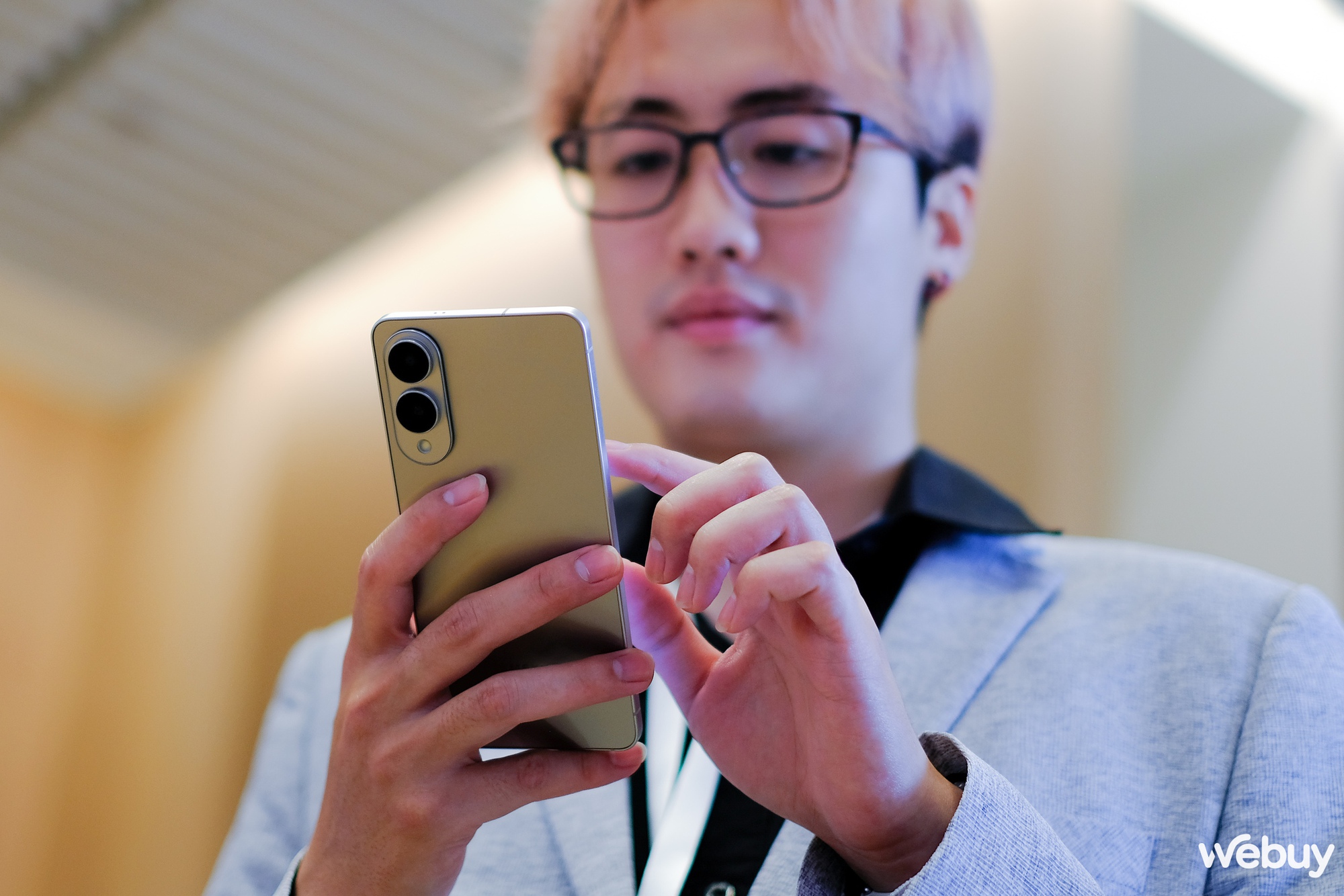 Galaxy S25 Edge - Từ chiếc máy bí ẩn đến trải nghiệm thực tế: Đây là những gì reviewer công nghệ nói- Ảnh 7. Galaxy S25 Edge - Từ chiếc máy bí ẩn đến trải nghiệm thực tế: Đây là những gì reviewer công nghệ nói- Ảnh 7.