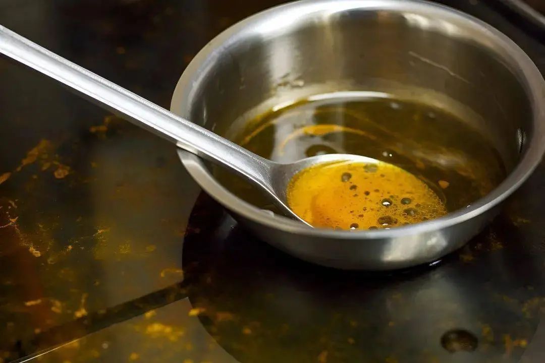 3 loại dầu quen thuộc là "thủ phạm" gây bệnh gan, thậm chí ung thư: Đừng tiết kiệm mà hại cả nhà!- Ảnh 2.