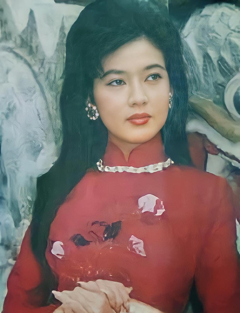 NSƯT Hữu Châu: Sau khi Thanh Nga bị ám sát, quyết làm một việc- Ảnh 2.