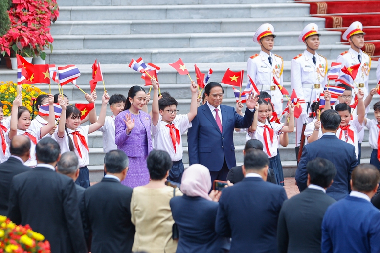 Thủ tướng Phạm Minh Chính đón tiếp Thủ tướng Thái Lan Paetongtarn Shinawatra tại Việt Nam - Ảnh 5.