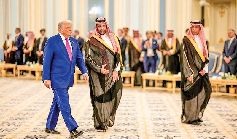 &ldquo;Ph&aacute; lệ&rdquo; chọn c&ocirc;ng du Trung Đ&ocirc;ng, &ocirc;ng Trump thể hiện &ldquo;đẳng cấp&rdquo; của một doanh nh&acirc;n l&atilde;o luyện- Ảnh 1.