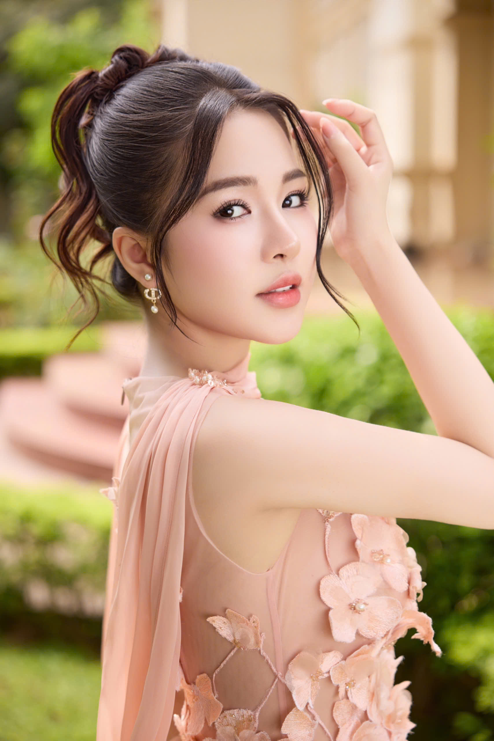 Nhan sắc thăng hạng của Á hậu Đỗ Hà Trang sau 6 tháng đăng quang- Ảnh 3.