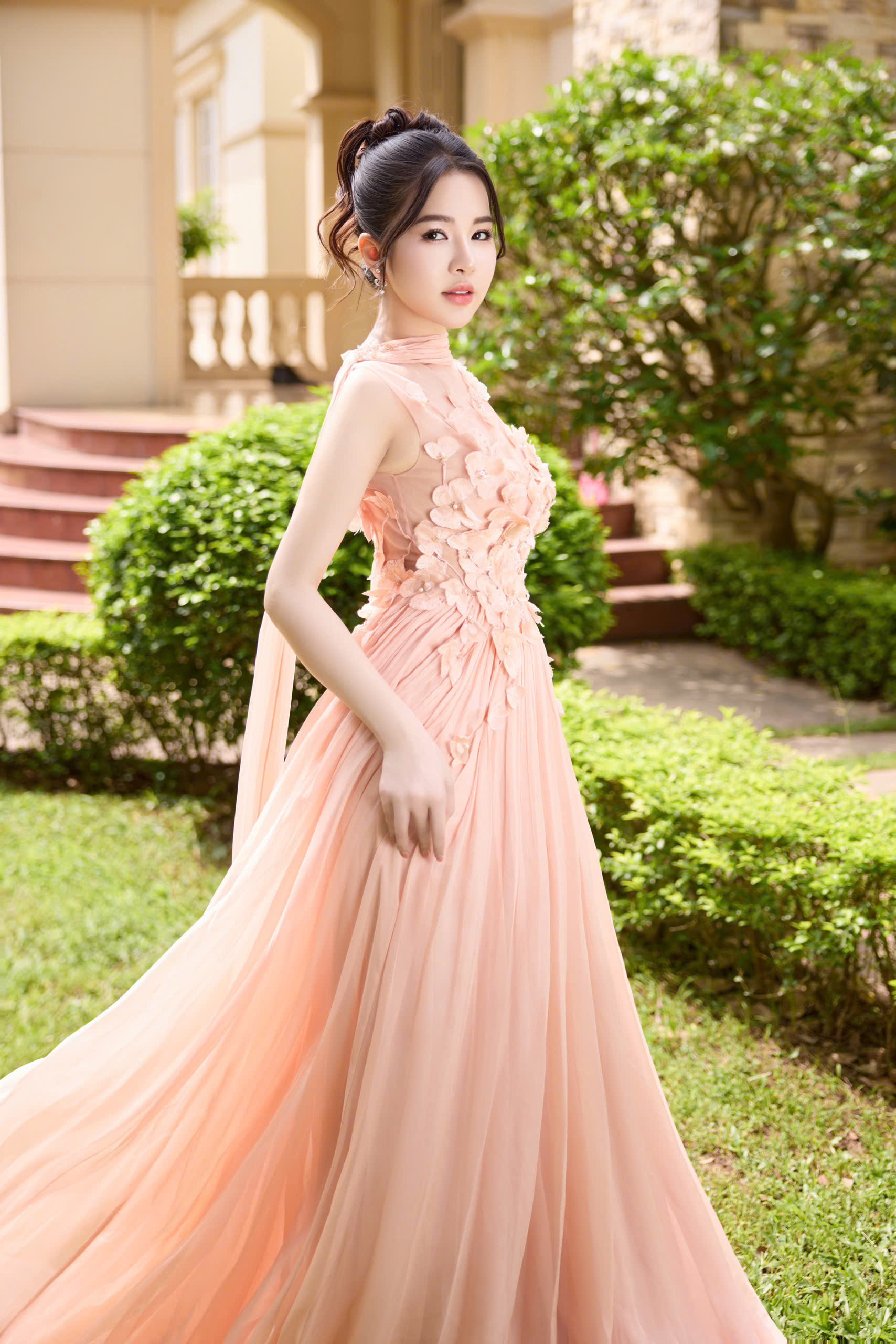 Nhan sắc thăng hạng của Á hậu Đỗ Hà Trang sau 6 tháng đăng quang- Ảnh 4.