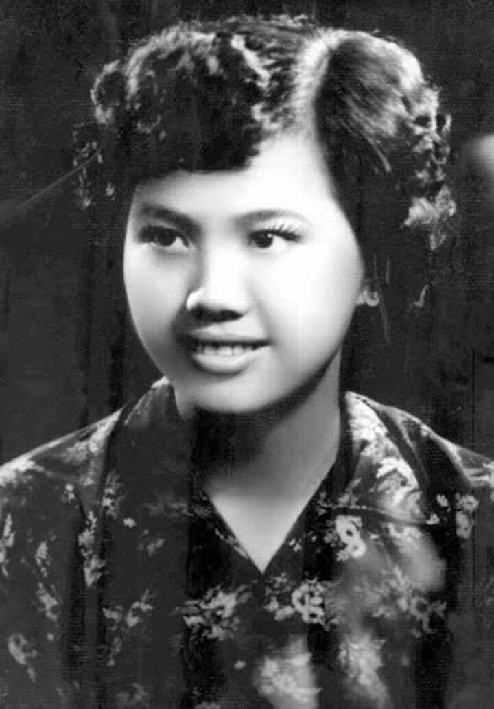 Nhan sắc và tài năng của nữ tình báo huyền thọai Việt Nam - Ảnh 16.