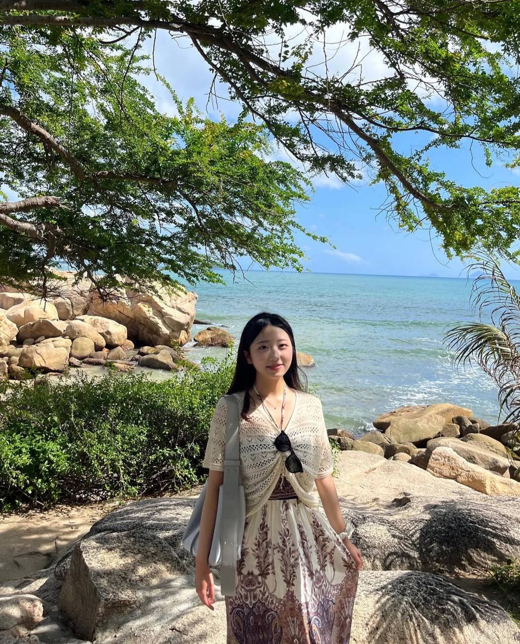 Bức ảnh một bãi biển ở Việt Nam khiến dân tình ngỡ Địa Trung Hải, xem thời điểm chụp phải thốt: “Không có điểm nào để chê”- Ảnh 3.
