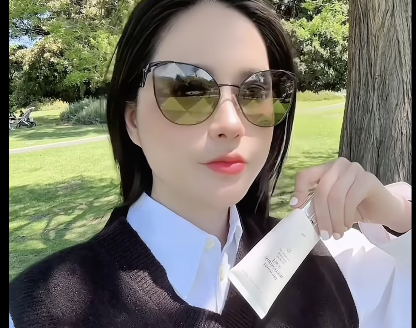 Đoàn Di Băng nhận là “bên thiệt hại” sau vụ thu hồi kem chống nắng- Ảnh 2. Đoàn Di Băng nhận là “bên thiệt hại” sau vụ thu hồi kem chống nắng- Ảnh 2.