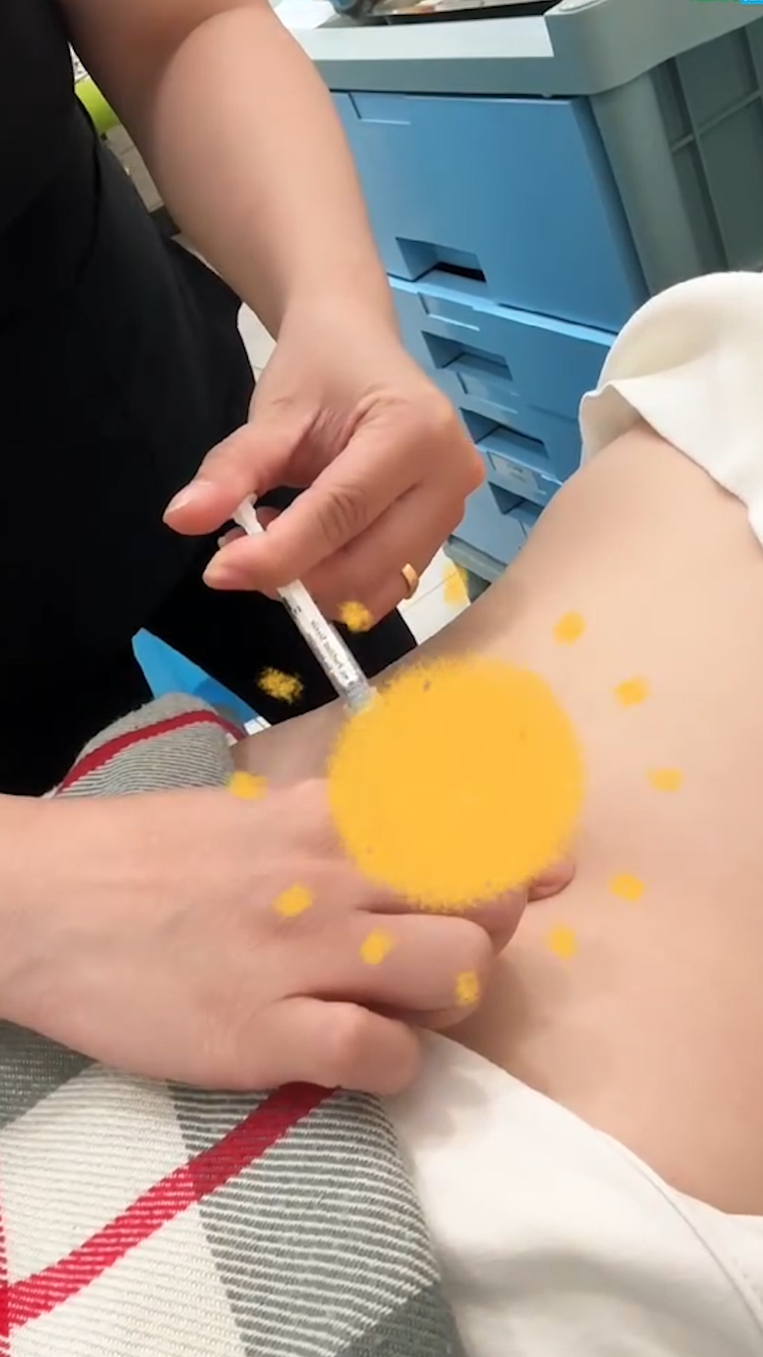 Sao nữ Vbiz đi trữ trứng lần 2: Đau đớn vì tiêm liên tục 10 ngày, kết quả khiến bác sĩ bất ngờ - Ảnh 5. Sao nữ Vbiz đi trữ trứng lần 2: Đau đớn vì tiêm liên tục 10 ngày, kết quả khiến bác sĩ bất ngờ - Ảnh 5.