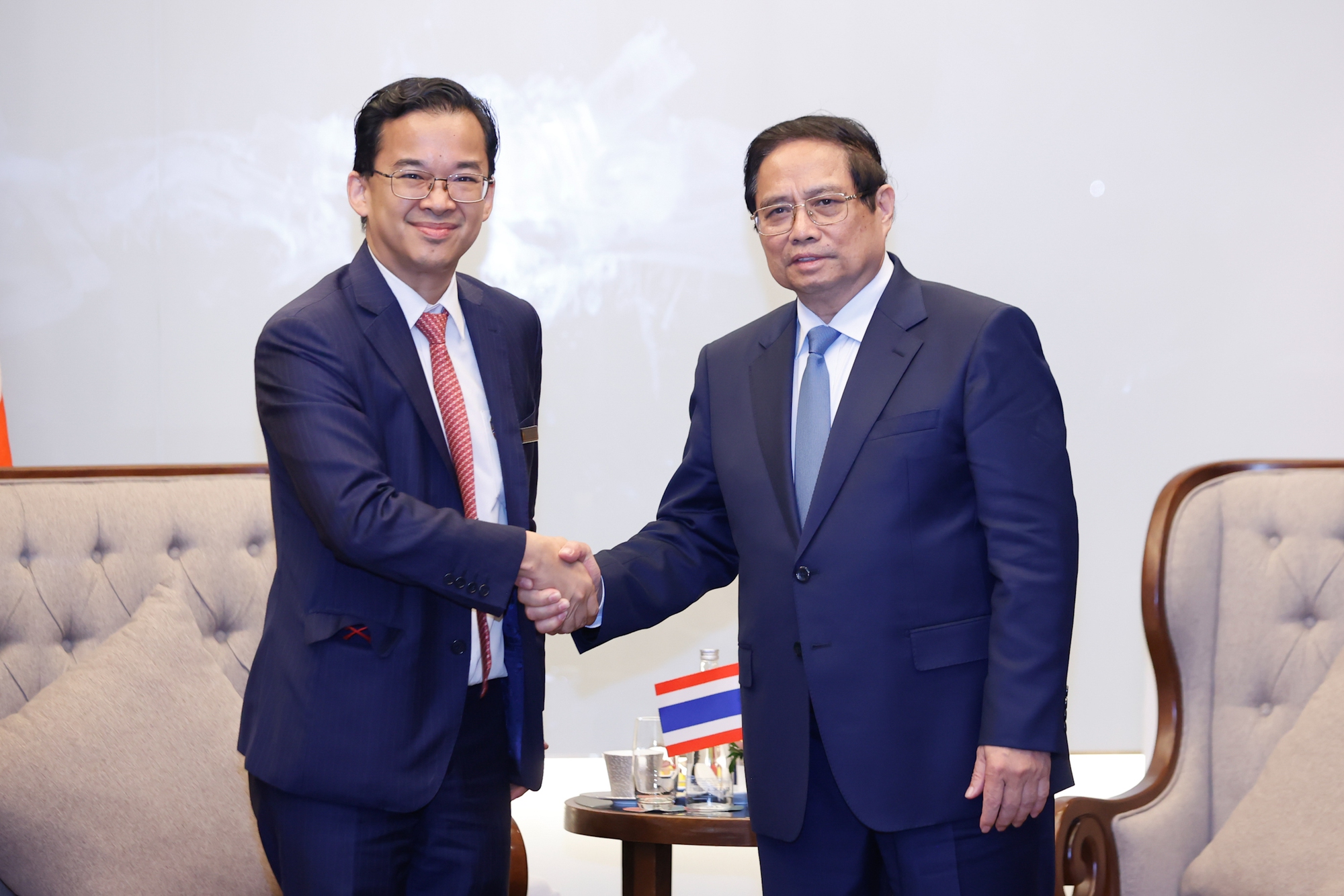 Nhiều tập đoàn Thái Lan muốn đầu tư hàng chục tỷ USD vào Việt Nam, Thủ tướng khẳng định 1 điều quan trọng- Ảnh 6. Nhiều tập đoàn Thái Lan muốn đầu tư hàng chục tỷ USD vào Việt Nam, Thủ tướng khẳng định 1 điều quan trọng- Ảnh 6.