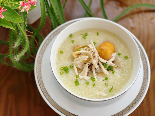 Không phải phở và bún bò Huế, món ăn 50.000 đồng/bát này mới là hương vị Việt lọt top ngon nhất thế giới - Ảnh 3.