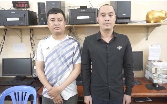 Bắt giữ Nhóm cho vay nặng lãi từ Hà Nội vào TPHCM với lãi suất cắt cổ - Ảnh 1.