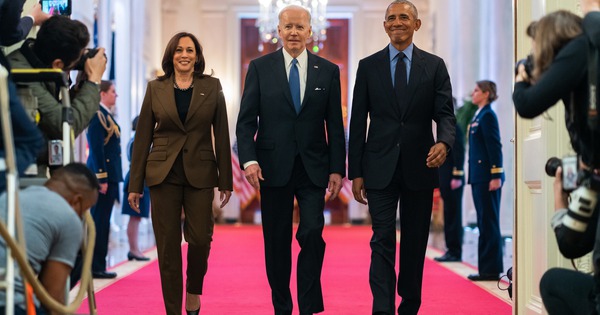 NYT: Tổng thống Trump ra lệnh điều tra &ldquo;bản sao người m&aacute;y&rdquo; của &ocirc;ng Biden, ai thực sự điều h&agrave;nh nước Mỹ? - Ảnh 2.