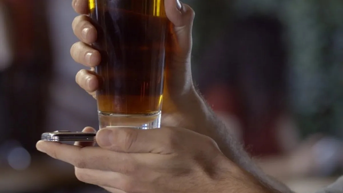 Loại thuốc phá gan, hại thận chẳng kém rượu bia nếu dùng sai cách: Nhiều người Việt vô tư dùng mỗi ngày - Ảnh 3.