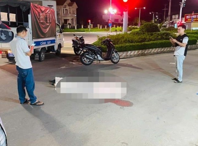 Phụ nữ bị đuổi đánh tử vong giữa đường tại Bình Dương , điều tra đang diễn ra - Ảnh 1.