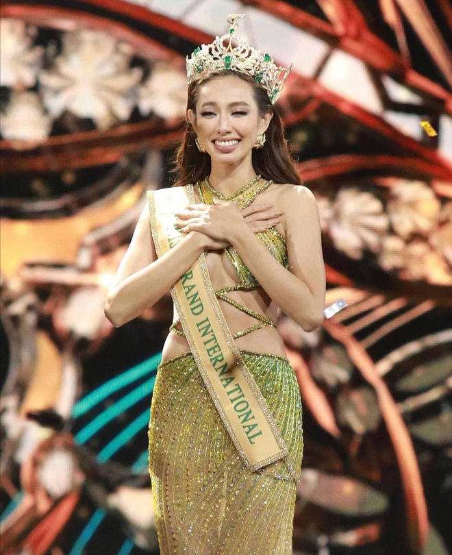 Chân dung Hoa hậu Nguyễn Thúc Thùy Tiên, người vừa bị khởi tố, bắt giam trong vụ kẹo rau củ Kera - Ảnh 3.