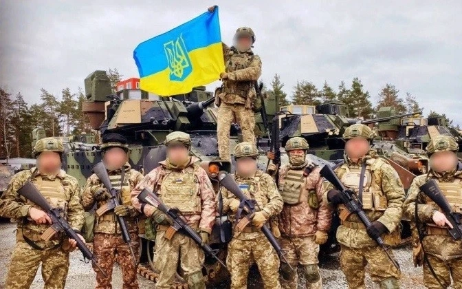 Right Sector v&agrave; li&ecirc;n minh ly khai k&yacute; thỏa thuận g&acirc;y bất ổn ở NGa - Ảnh 2.