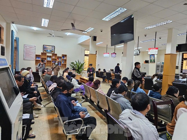 Đắk Lắk rà soát sắp xếp tổ chức bộ máy không giải quyết cán bộ xin nghỉ - Ảnh 1. Đắk Lắk rà soát sắp xếp tổ chức bộ máy không giải quyết cán bộ xin nghỉ - Ảnh 1.