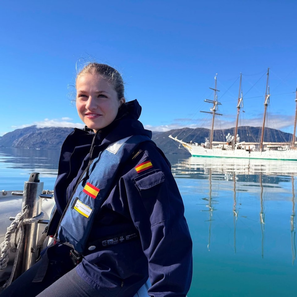 Công chúa Leonor: Hành trình trưởng thành của nàng công chúa xinh đẹp nhất châu Âu ở tuổi 20 - Ảnh 6.